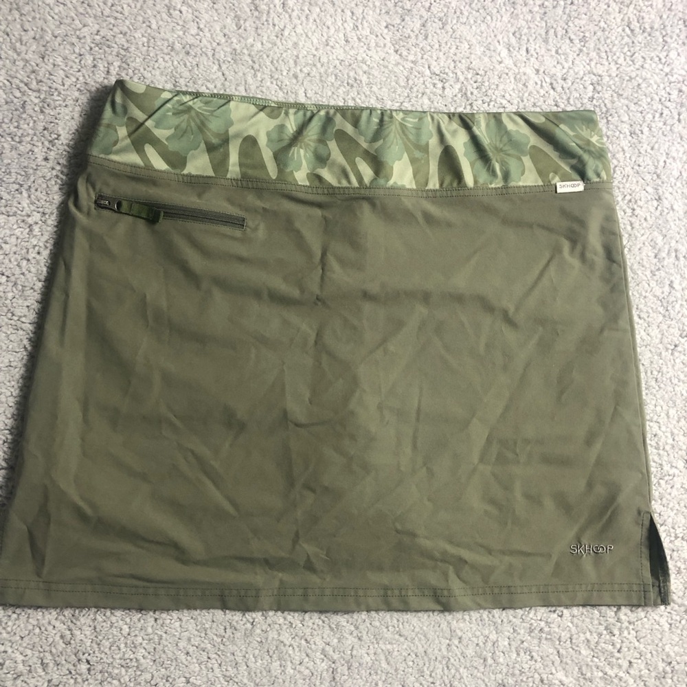 Skhoop Skort womens XL Olive Green Stretch lined pocket floral hike camp beach